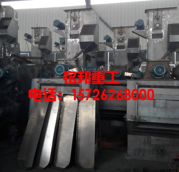 铭邦重工车间内大量小型抛丸清砂机现货待发 铭邦重工车间内大量小型抛丸清砂机现货待发